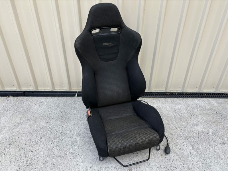 Recaro SP-JJ Tomcat Seat with Passenger Seat Rail R32 R33