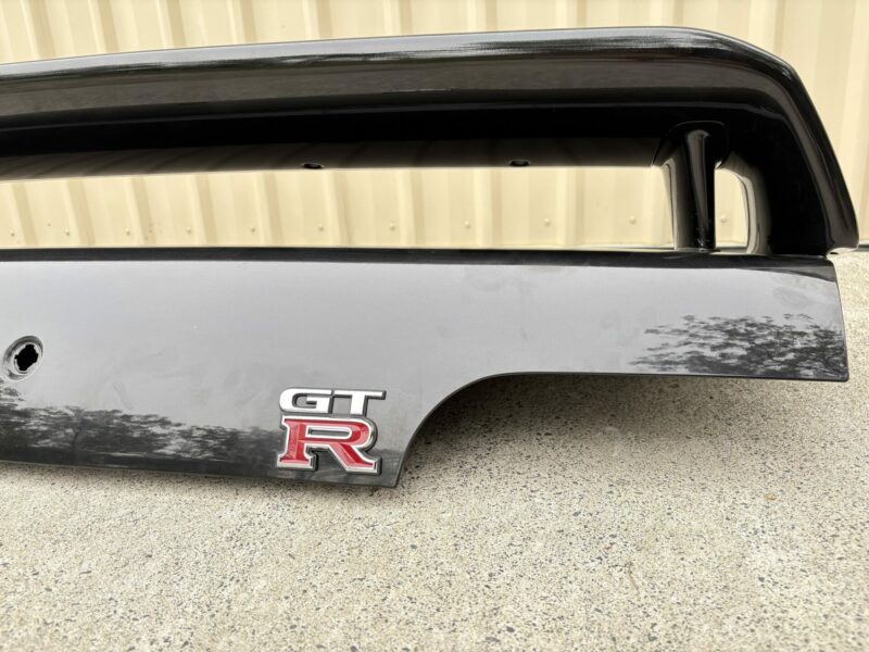 Genuine R32 GTR Boot and Spoiler - Image 5