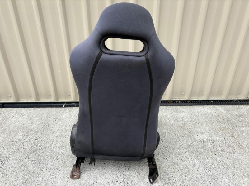 R32 GTR Passenger Seat - Image 4