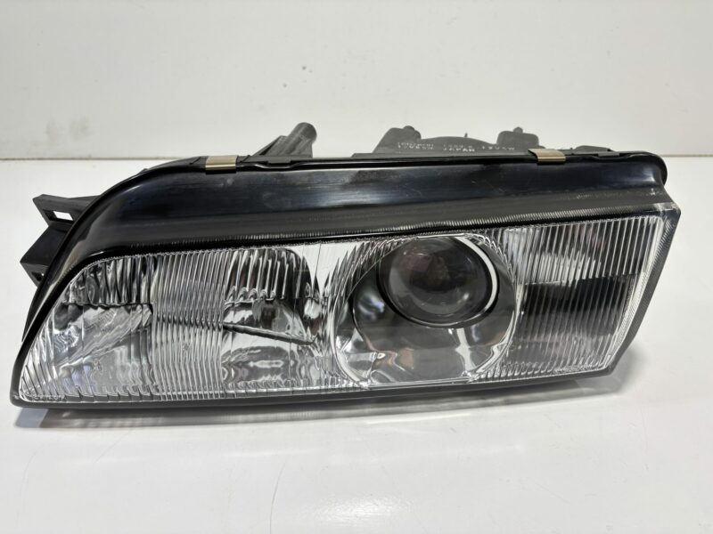 R32 GTR Headlights Late Model Pair - Image 3