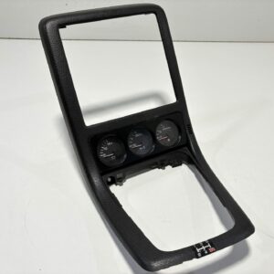 R32 GTR Stereo Surround with Centre Gauges Late Model