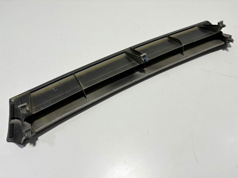 Genuine R32 GTR Grill - Image 2
