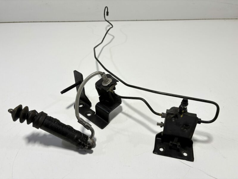 R32 GTR Clutch Line with Nismo Slave Cylinder