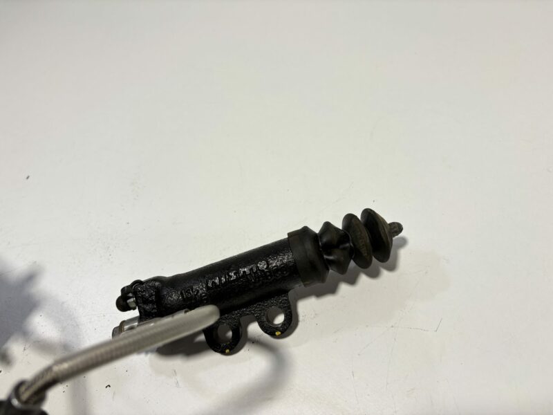 R32 GTR Clutch Line with Nismo Slave Cylinder - Image 2