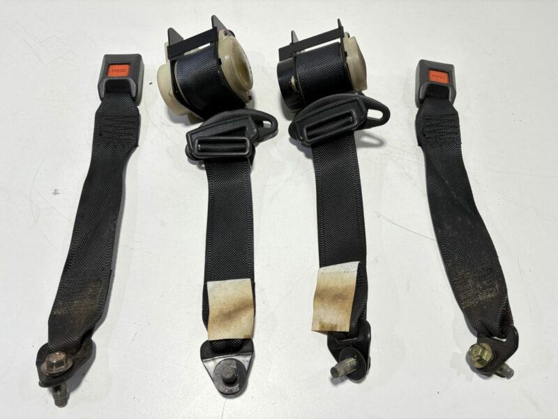 Genuine R32 Rear Seat Belts Pair