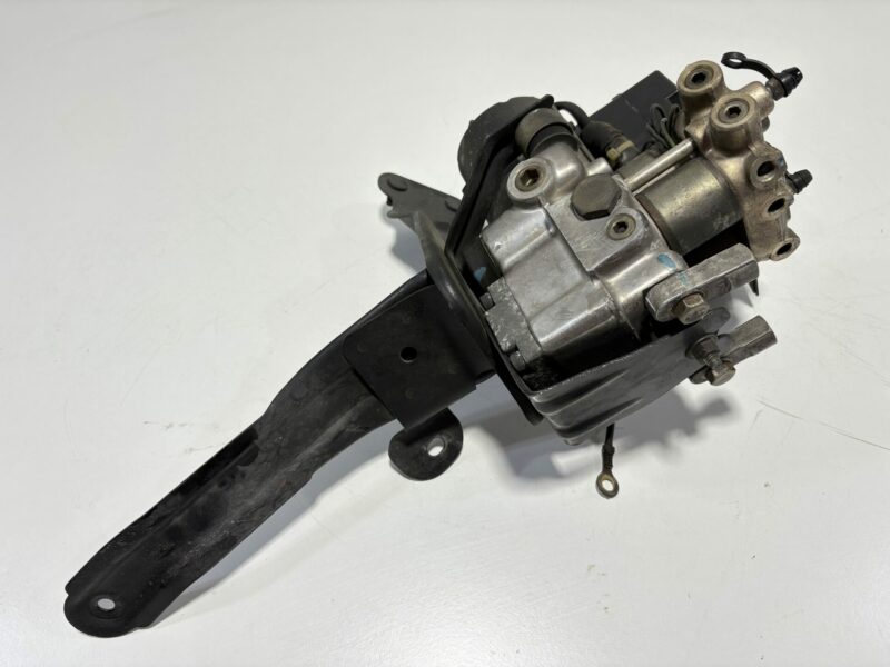 R32 GTR ABS Unit