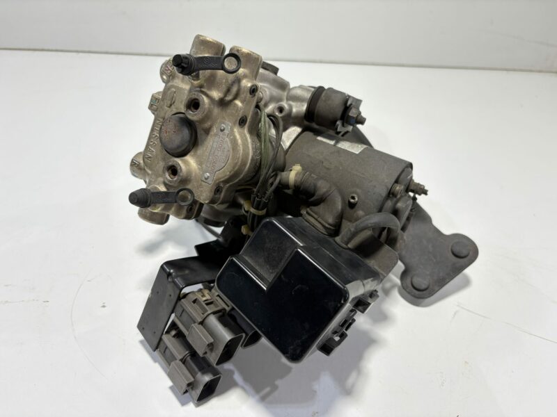 R32 GTR ABS Unit - Image 2