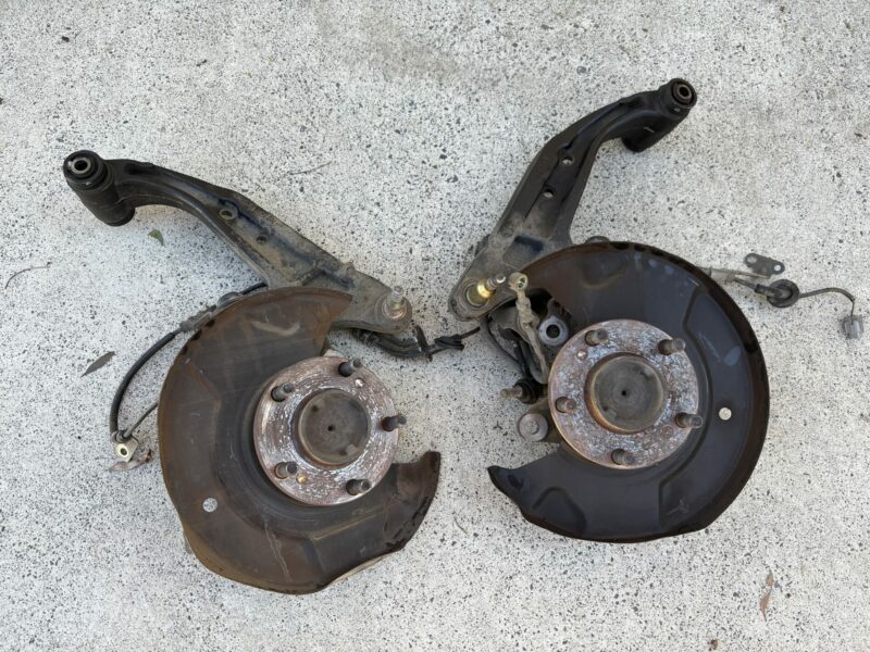 R34 GT Front 5 Stud Hubs and Knuckles