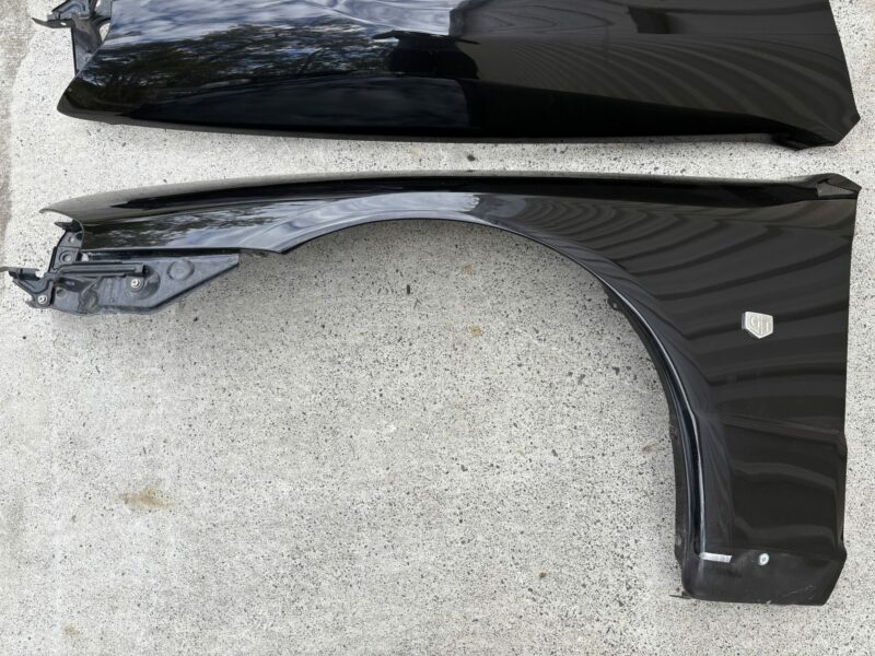 R32 GTR Front Guards Fenders Pair - Image 2