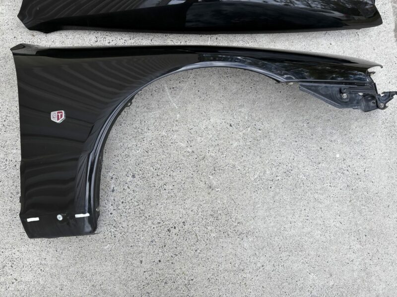 R32 GTR Front Guards Fenders Pair - Image 3