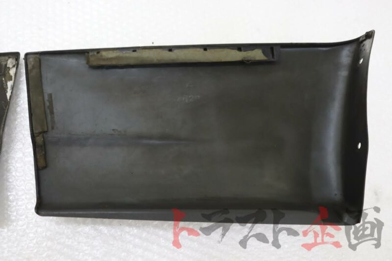 Genuine R32 M-Spec Rear Pods Sedan - Image 6