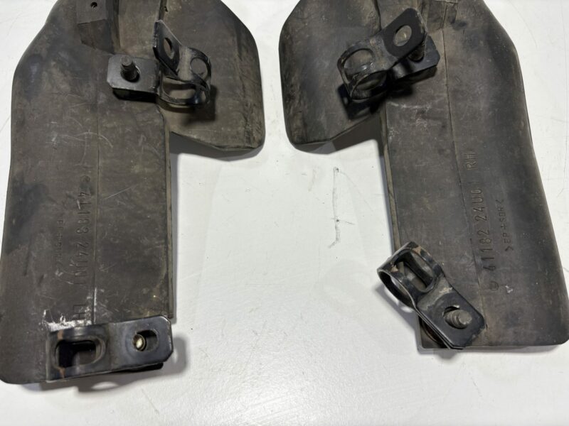 R33 GTR Brake Air Guide Pair - Image 3