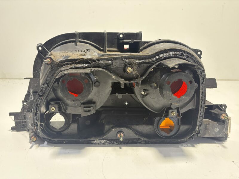 Skyline R33 Coupe Tail Lights Pair - Image 4