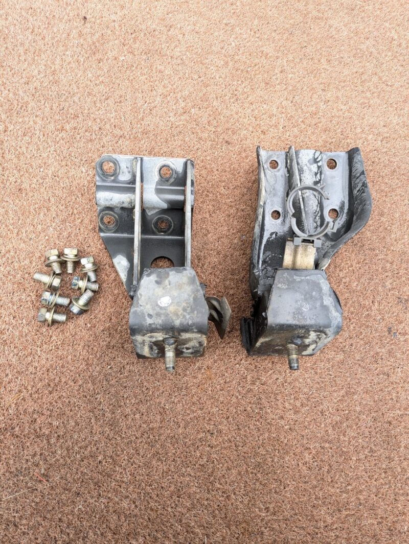 RB20 Engine Brackets Mounts