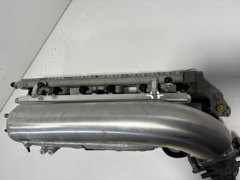 APG Forward Facing Intake Manifold with Bosch 2200cc Injectors RB25 - Image 6