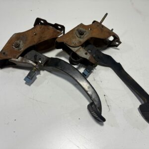 R32 GTST Manual Clutch and Brake Pedal Set