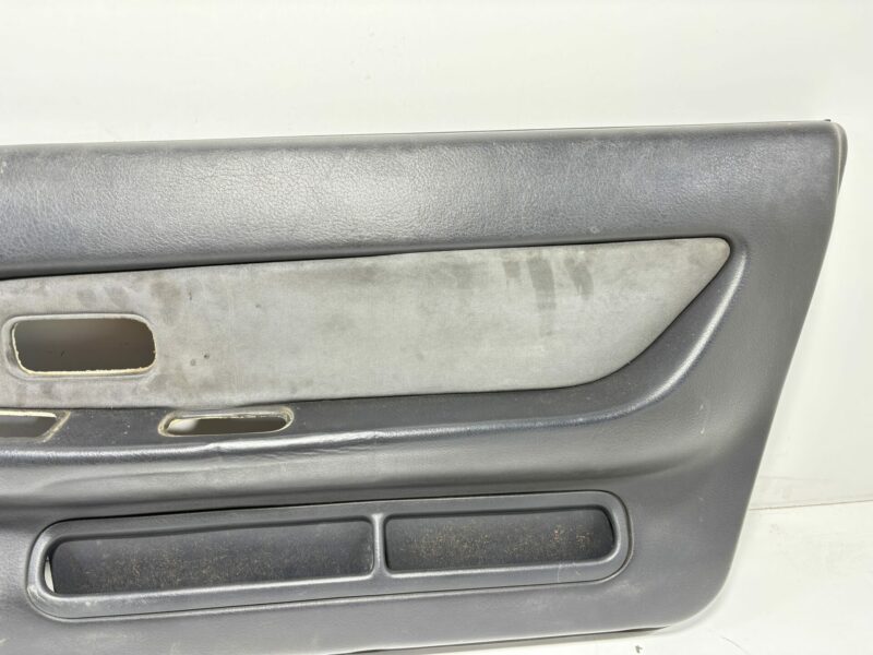 R32 GTR Drivers Side Door Trim - Image 5