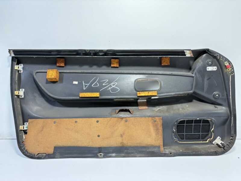 R32 GTR Drivers Side Door Trim - Image 6