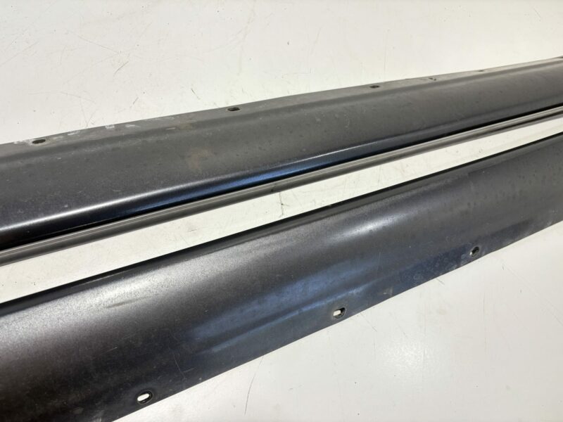 Genuine R32 GTR Side Skirts Pair - Image 4