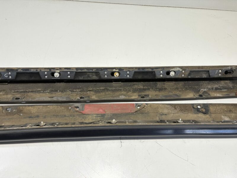 Genuine R32 GTR Side Skirts Pair - Image 7