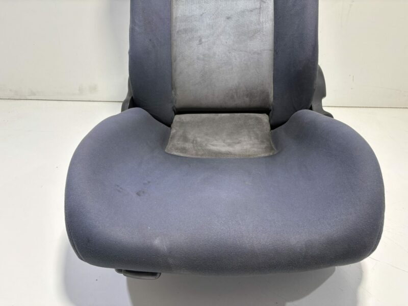 R32 GTR Passenger Seat - Image 5