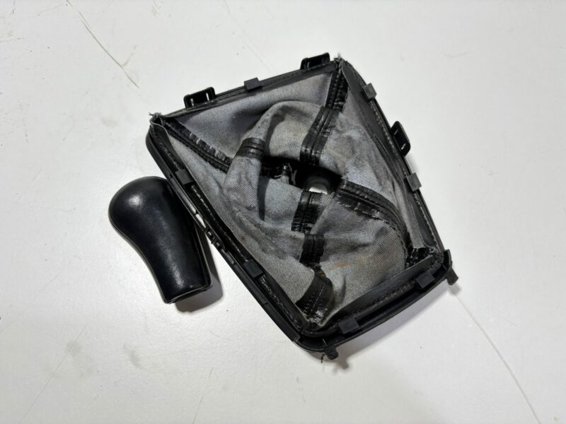 R32 Shifter Boot and Surround with Gear Knob - Image 5
