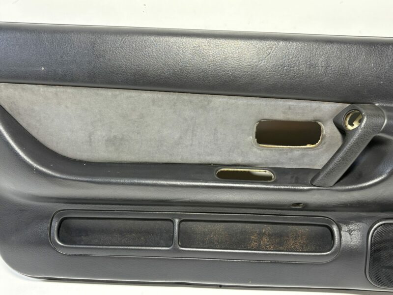 R32 GTR Passenger Side Door Trim - Image 3