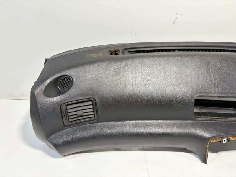 Nissan Skyline R32 Dash Pad - Image 7