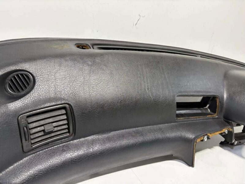 Nissan Skyline R32 Dash Pad - Image 3