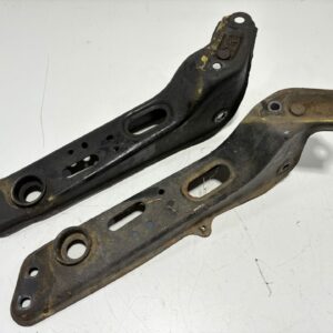 R32 GTST Castor Rod Brackets Pair