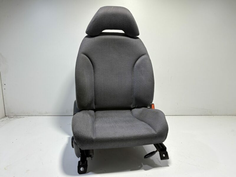 R32 GTST Front Seats Pair Sedan - Image 11