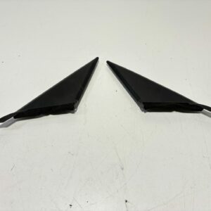 R32 Sedan Triangle Mirror Surround Trim