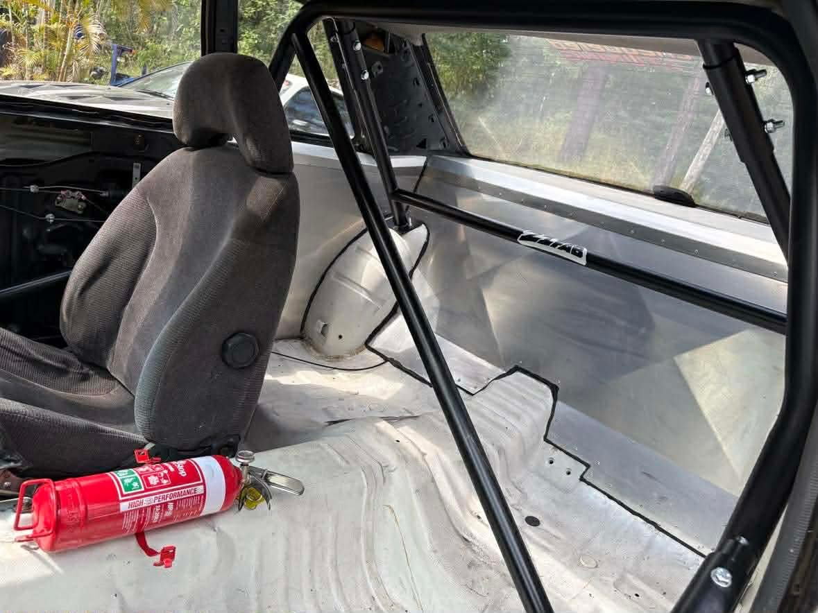 1991 R32 GTST Rolling Shell Track Car - Image 2