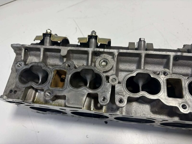 RB25DET Cylinder Head Complete - Image 7