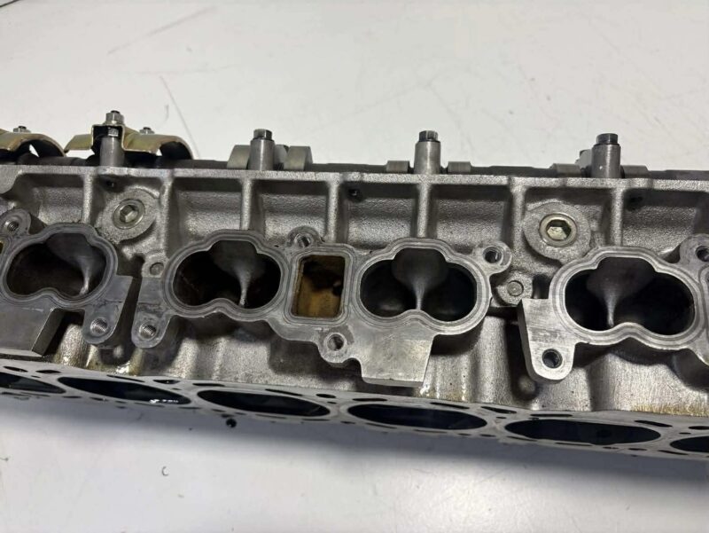 RB25DET Cylinder Head Complete - Image 6