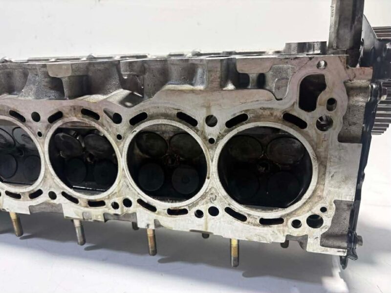 RB25DET Cylinder Head Complete - Image 9
