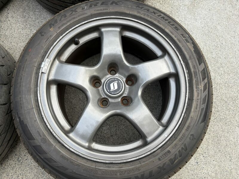 Genuine R32 GTR Wheels Set - Image 3