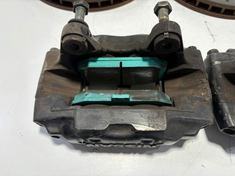 R32 GTR Front Brake Caliper and Rotors Pair - Image 4