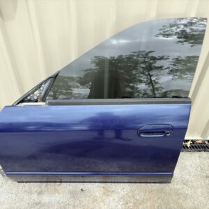 R32 Sedan Passenger Front Door Complete