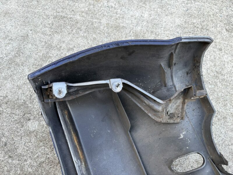 R32 Sedan Rear Bumper Bar - Image 4