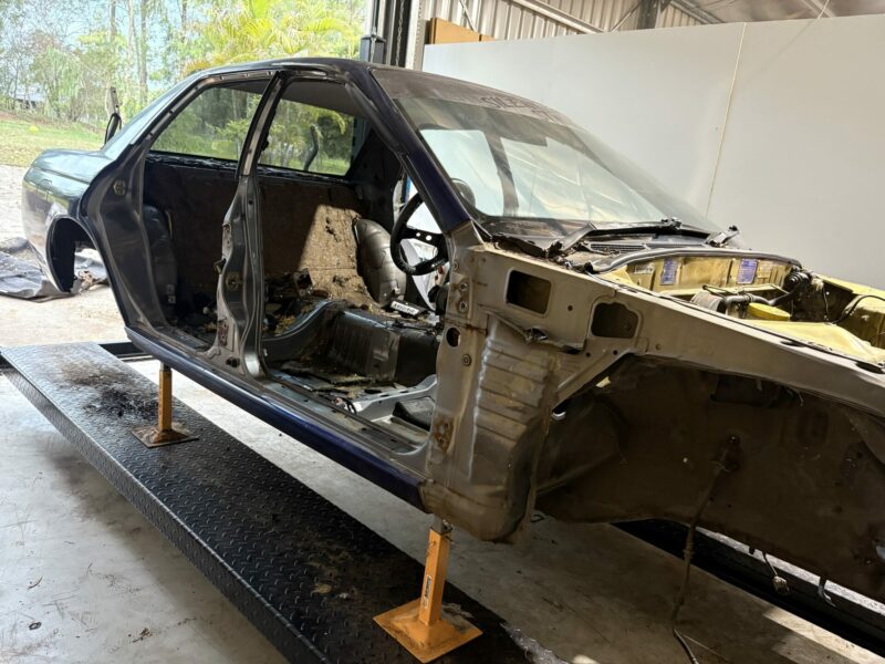 1989 R32 4 Door Sedan Shell - Image 5