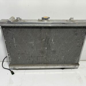 Alloy Radiator with Twin Fans and Shroud R32