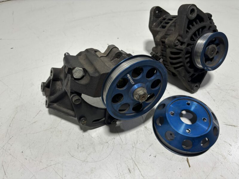 SR20 Power Steering Pump and Alternator with Greddy Pulleys S13 - Image 3