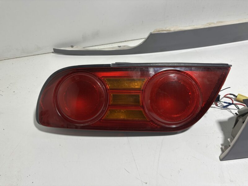 Genuine 180sx Type X Tail Lights and Garnish - Image 4