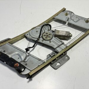 R32 Drivers Window Motor Regulator