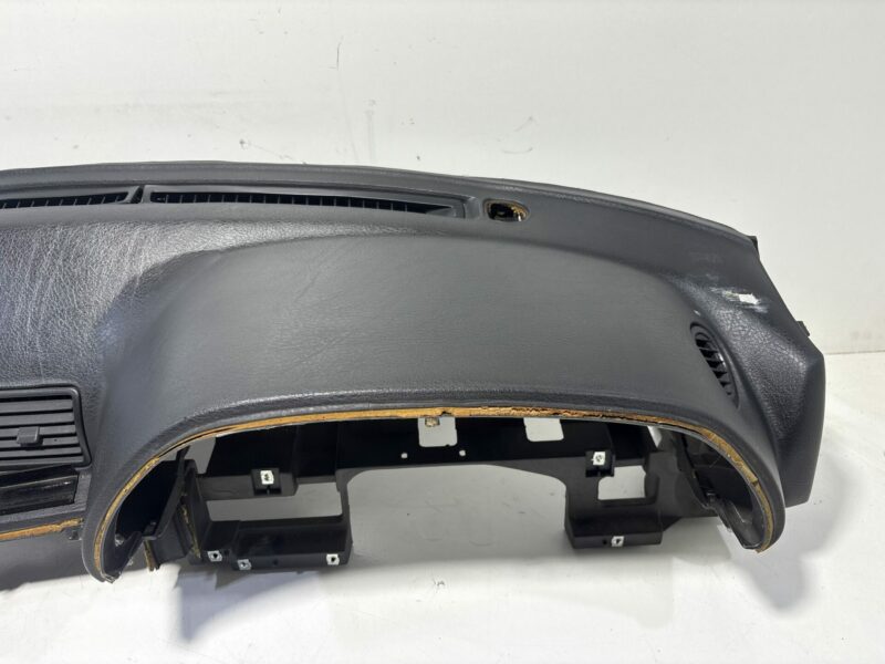 Nissan Skyline R32 Dash Pad - Image 8