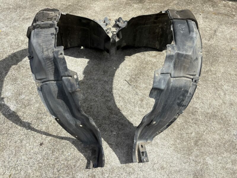 R32 GTR Front Guard Liners - Image 4