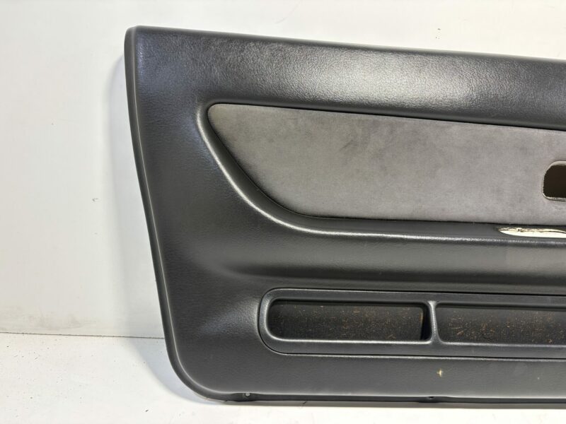 R32 GTR Passenger Side Door Trim - Image 5