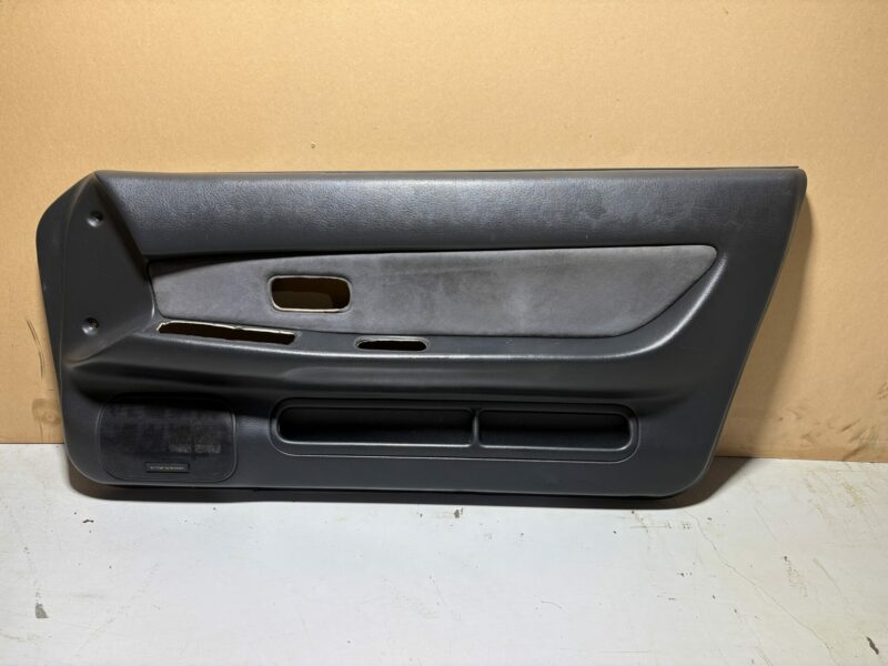 R32 GTR Door Trims Pair - Image 3