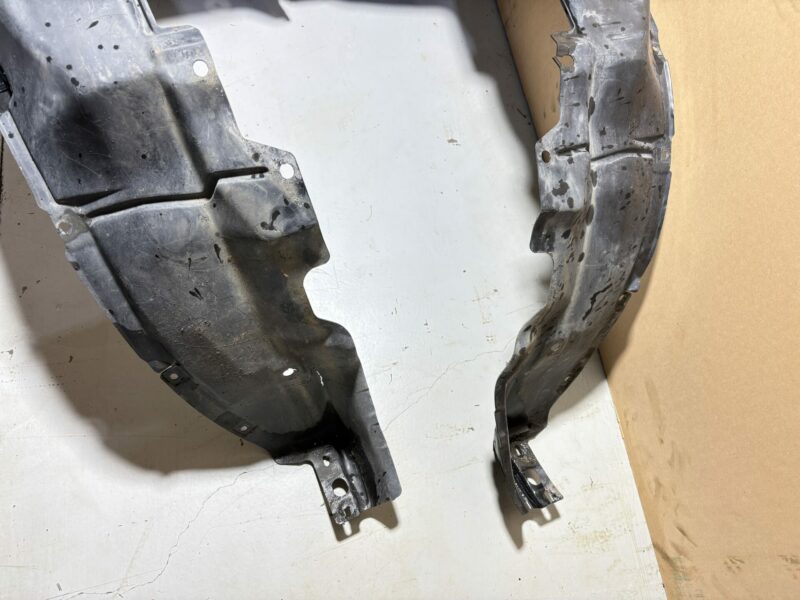 R32 GTR Front Guard Liners - Image 3